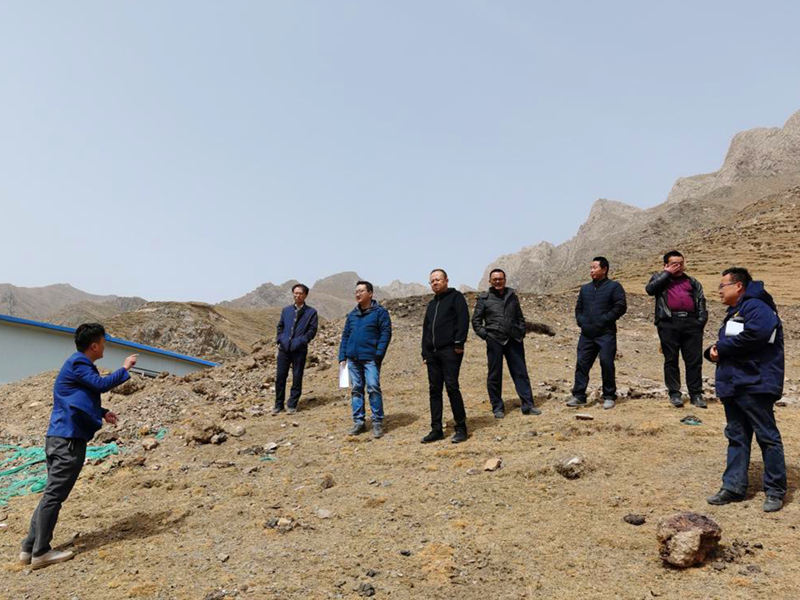 青海省自然資源部門對(duì)興海銅鑫瑪溫根礦區(qū)綠色勘查生態(tài)環(huán)境保護(hù)治理實(shí)地驗(yàn)收
